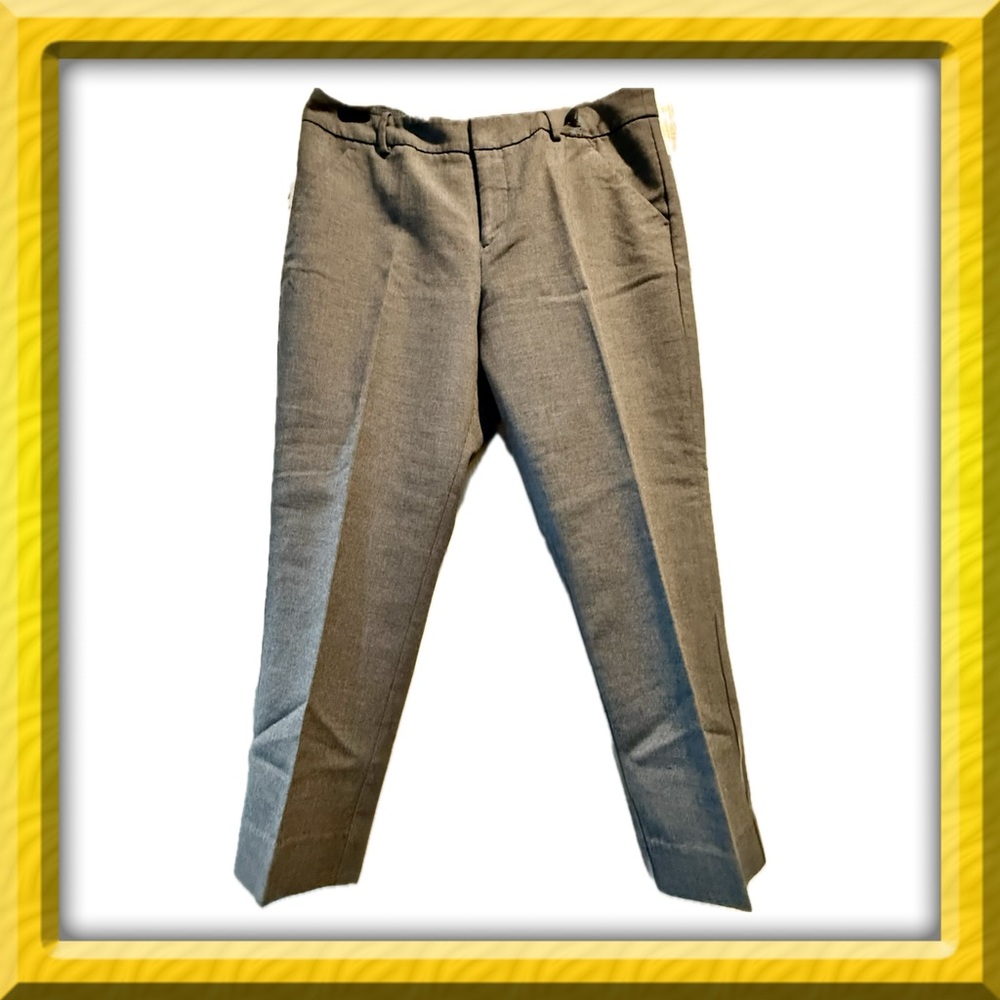 Pants - Merona cropped pants - stretch extensible classic - sz 10 - gray - BOGO